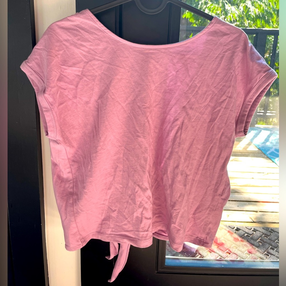 Open-back Wilfred Knot Tee